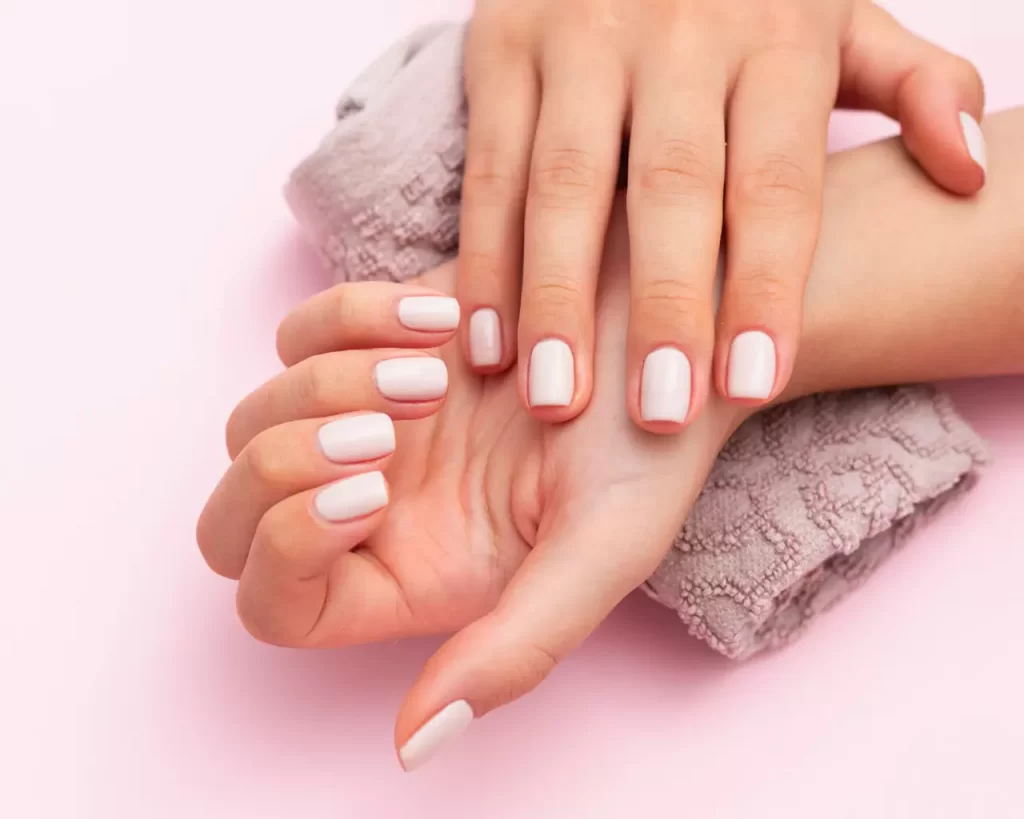 Home-salon-tips-for-the-perfect-manicure